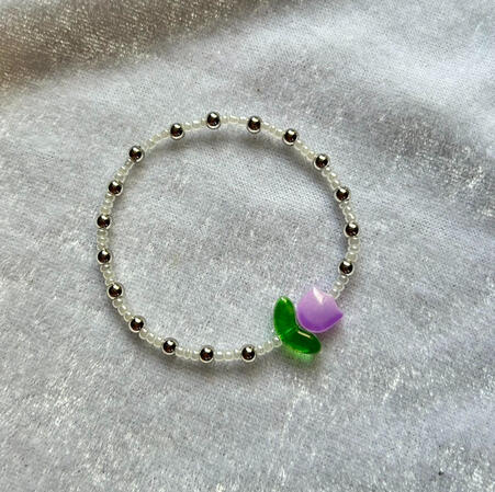 | Silver Purple Tulip | $2.50 |