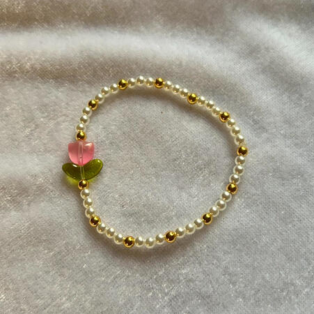 | Pink Tulip Stretch | $3 |