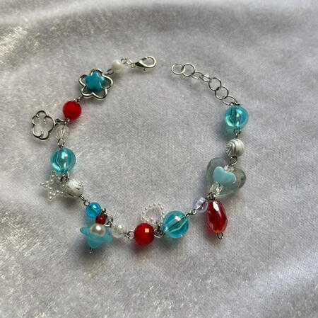 | Blue Sundae Bracelet | $8 |