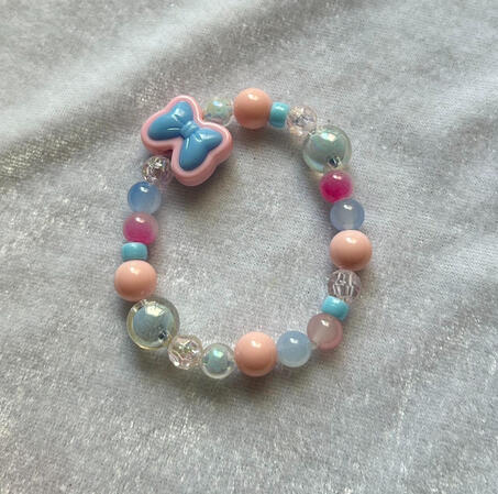 | Pastel Bow | $3 |
